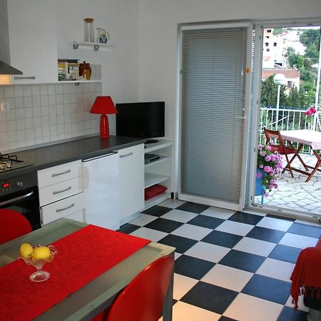 Cozy New Flat For 2 Or 3 Apartment Hvar Town Luaran gambar