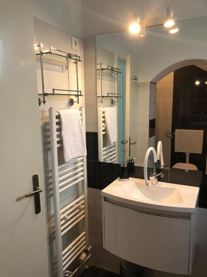 Cozy New Flat For 2 Or 3 Apartment Hvar Town Luaran gambar