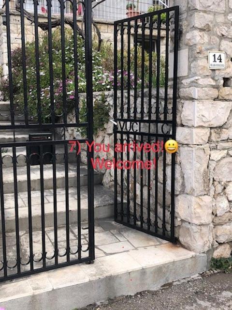 Cozy New Flat For 2 Or 3 Apartment Hvar Town Luaran gambar