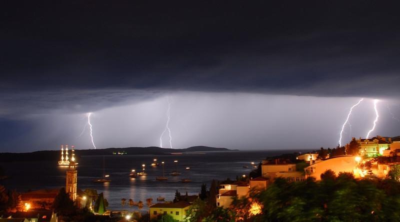 Cozy New Flat For 2 Or 3 Apartment Hvar Town Luaran gambar