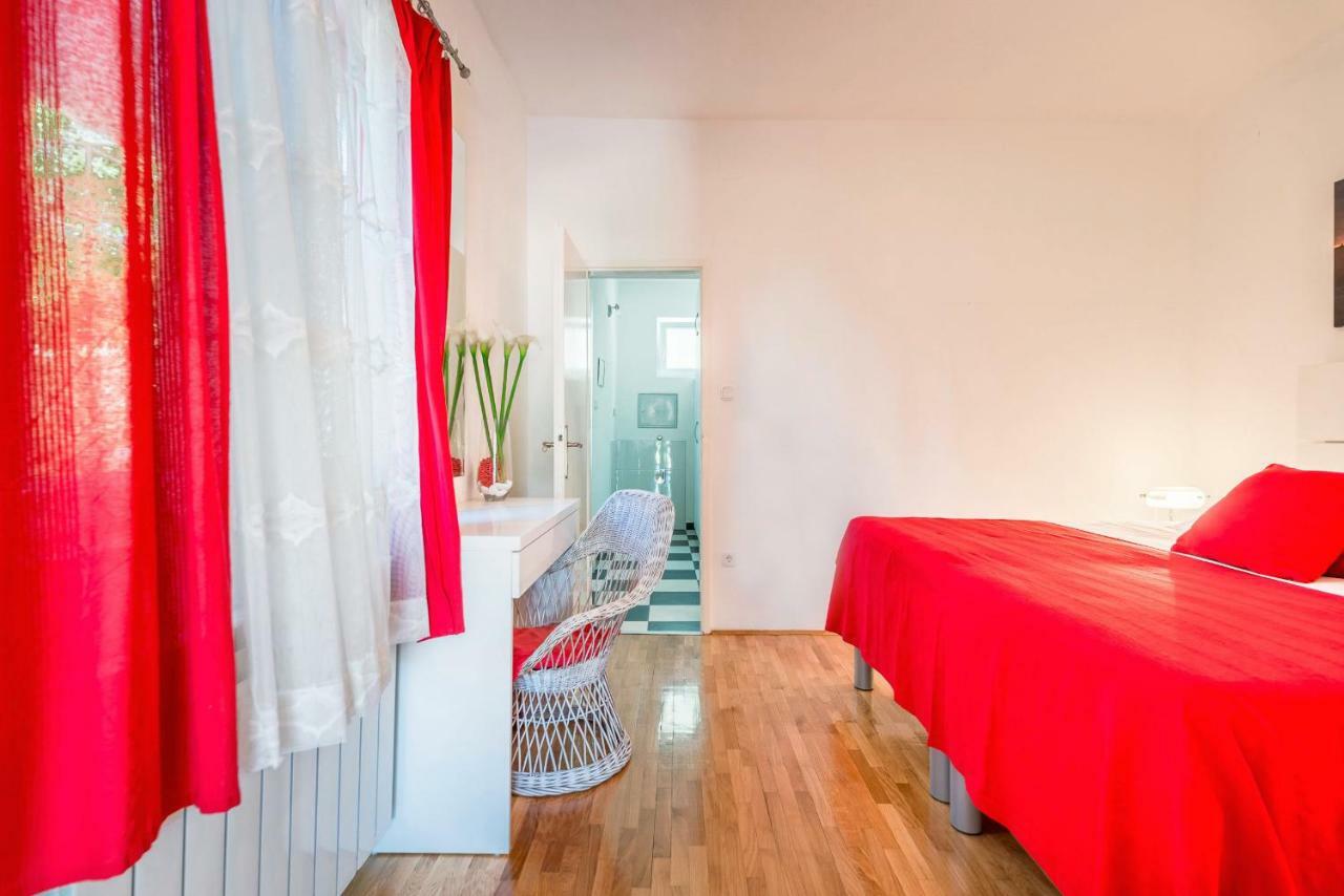 Cozy New Flat For 2 Or 3 Apartment Hvar Town Luaran gambar